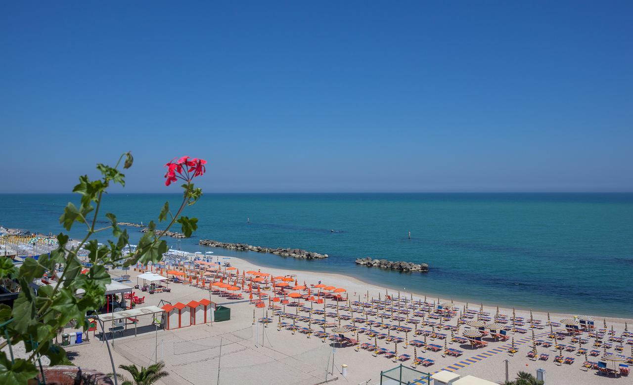 Hotel Bianchi Nicola بورتو ريكاناتي المظهر الخارجي الصورة